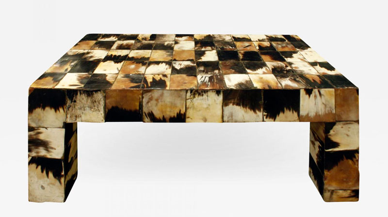 Mueble hecho con cachos de ganado