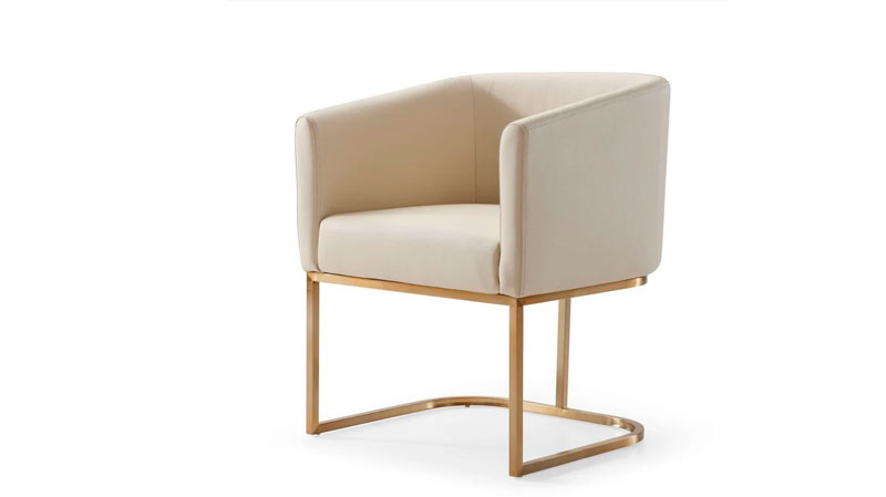 Poltrona con piel top grain beige